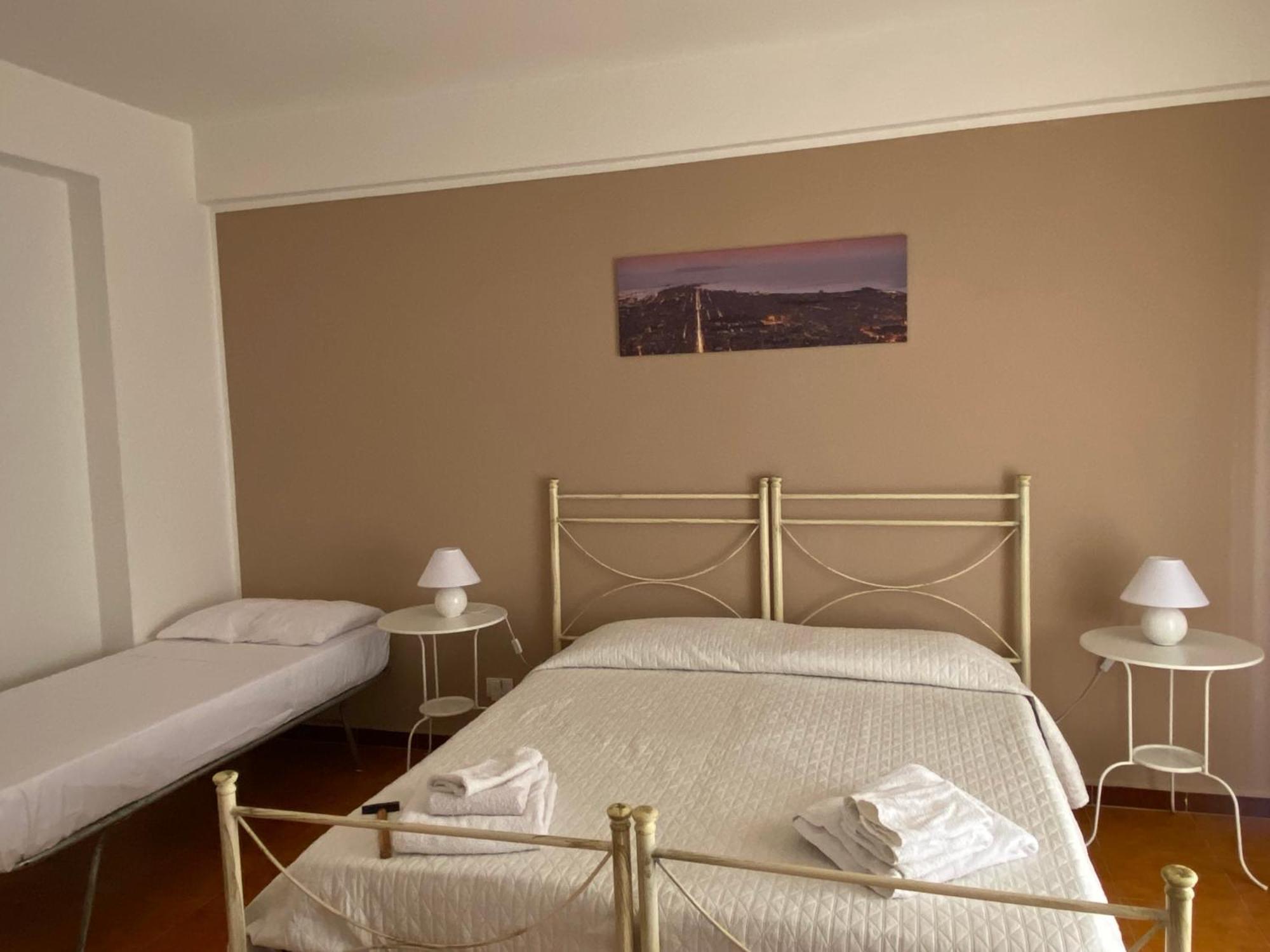 Dragonfly Rooms New Trapani Exterior foto